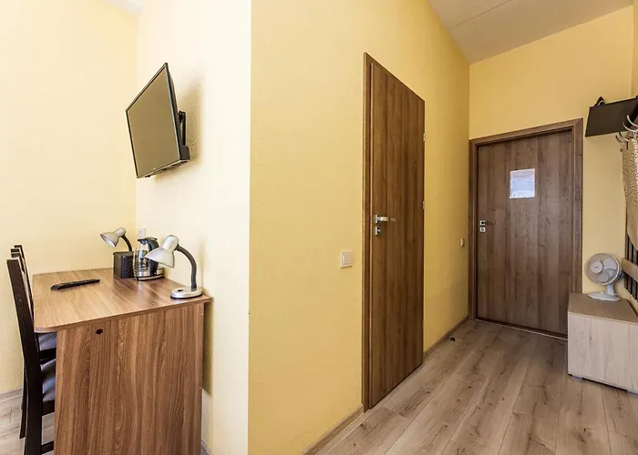 Sveciu Namai Pajuryje